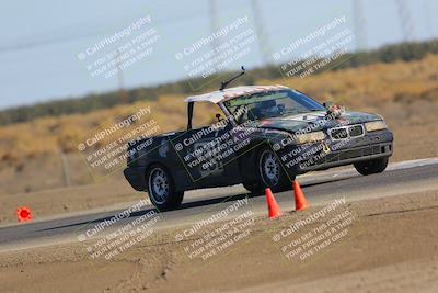 media/Oct-02-2022-24 Hours of Lemons (Sun) [[cb81b089e1]]/915am (I-5)/